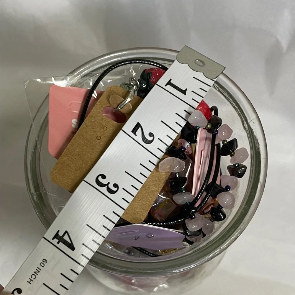 Assorted NWT Jewelry in Glass Vase - Picture 8 of 14